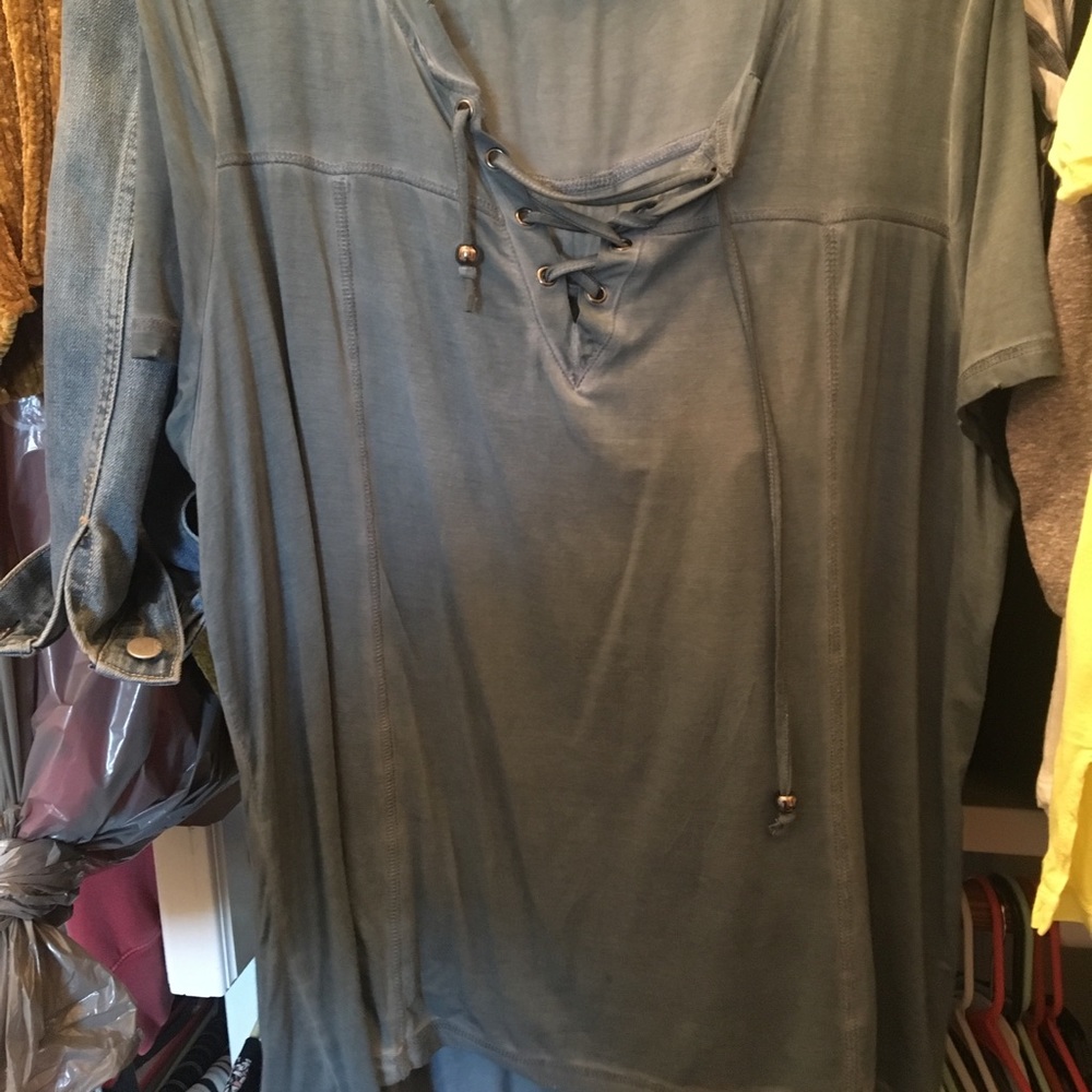 cute blue, lace up top